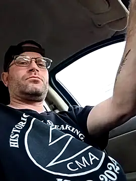 Snapshot of crazycam619 chatting on November 26, 2025, 12:21 am crazycam619 online show from November 26, 2025, 12:21 am