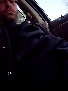 Snapshot of crazycam619 chatting on October 31, 2025, 12:51 am crazycam619 online show from October 31, 2025, 12:51 am