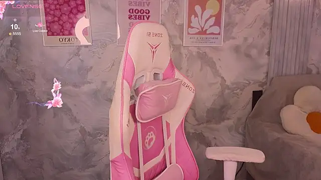 angel with flowers online show from March 6, 2025, 5:14 am