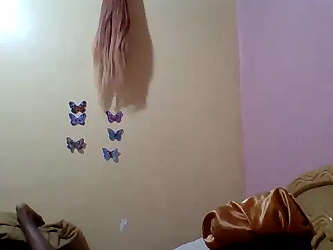 Snapshot of Zara_Twilight chatting on December 1, 2025, 8:53 pm Zara Twilight online show from December 1, 2025, 8:53 pm