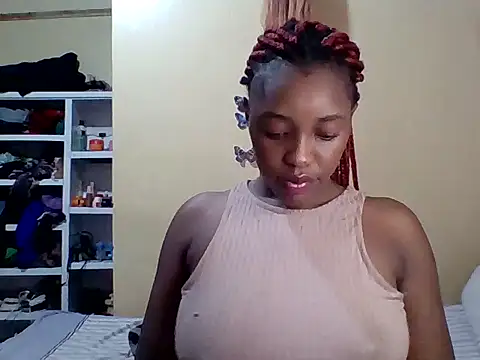 Snapshot of Zara_Twilight chatting on December 3, 2025, 10:09 pm Zara Twilight online show from December 3, 2025, 10:09 pm