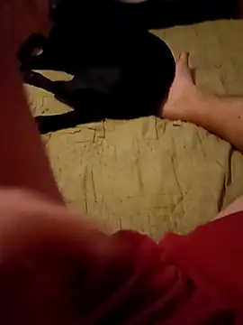 Snapshot of Uruguayo1988 chatting on November 21, 2025, 11:59 pm Uruguayo1988 online show from November 21, 2025, 11:59 pm