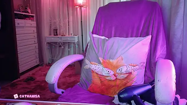 AllisonCatUwU online show from October 25, 2025, 4:40 pm