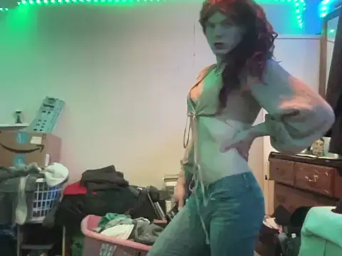 sum1betterthanmost online show from November 25, 2025, 9:26 pm