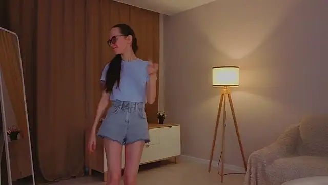 BettyBrowni online show from March 3, 2026, 4:14 pm