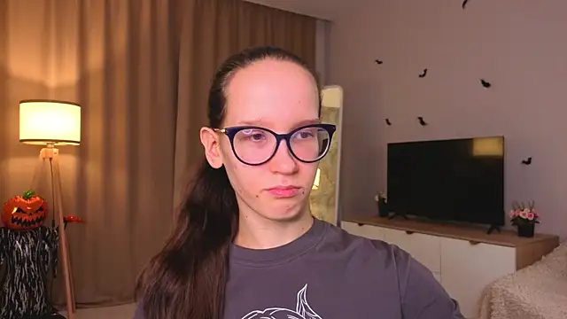 Snapshot of BettyBrowni chatting on November 21, 2025, 4:17 pm BettyBrowni online show from November 21, 2025, 4:17 pm