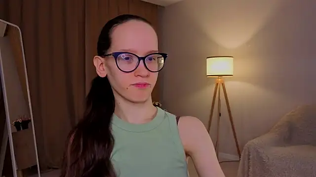 BettyBrowni online show from March 10, 2026, 4:11 pm