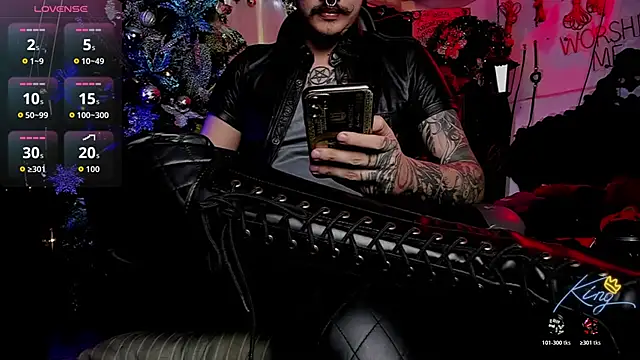 Snapshot of allanhurtss chatting on December 17, 2025, 6:02 pm allanhurtss online show from December 17, 2025, 6:02 pm