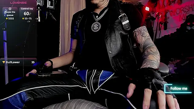 Snapshot of allanhurtss chatting on November 12, 2025, 5:39 pm allanhurtss online show from November 12, 2025, 5:39 pm