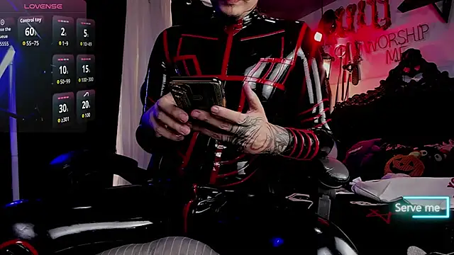 Snapshot of allanhurtss chatting on November 19, 2025, 4:51 pm allanhurtss online show from November 19, 2025, 4:51 pm