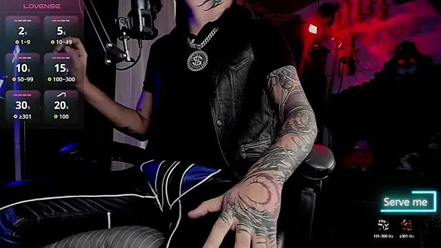 Snapshot of allanhurtss chatting on November 15, 2025, 5:50 pm allanhurtss online show from November 15, 2025, 5:50 pm