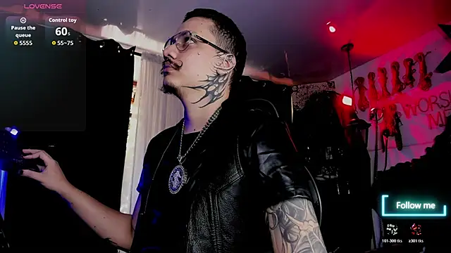 Snapshot of allanhurtss chatting on October 28, 2025, 5:45 pm allanhurtss online show from October 28, 2025, 5:45 pm