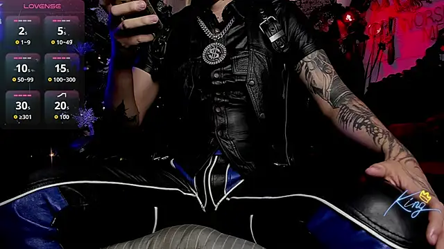 Snapshot of allanhurtss chatting on December 19, 2025, 5:26 pm allanhurtss online show from December 19, 2025, 5:26 pm