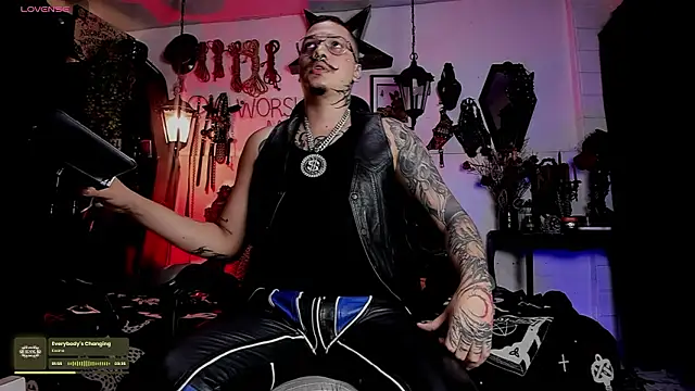 Snapshot of allanhurtss chatting on January 15, 2026, 6:33 pm allanhurtss online show from January 15, 2026, 6:33 pm