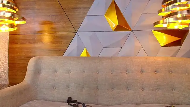 Snapshot of sarah_banks1 chatting on February 28, 2025, 7:03 pm sarah banks1 online show from February 28, 2025, 7:03 pm