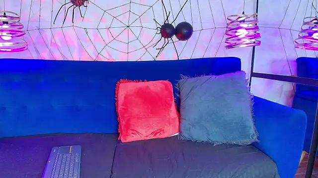 Snapshot of sarah_banks1 chatting on November 29, 2025, 3:17 am sarah banks1 online show from November 29, 2025, 3:17 am