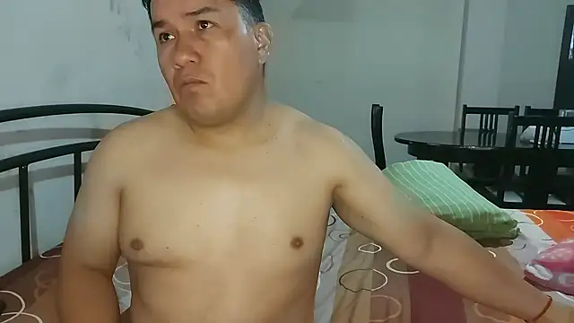 ferchoDC78 online show from April 8, 2026, 2:18 pm