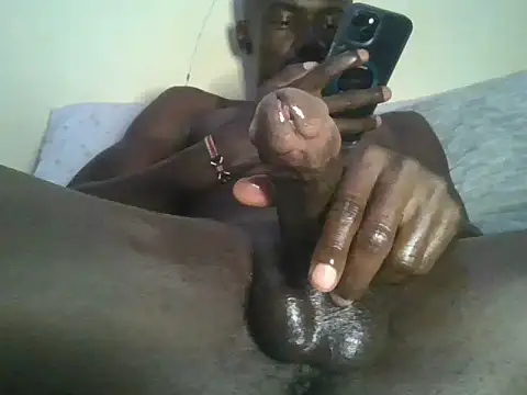 HUNKY-SMITH online show from December 14, 2025, 8:09 am