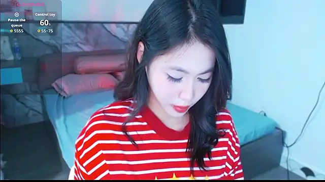 Lin SiYee online show from February 8, 2026, 12:14 pm