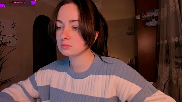 cClandesTina online show from February 28, 2026, 9:58 pm