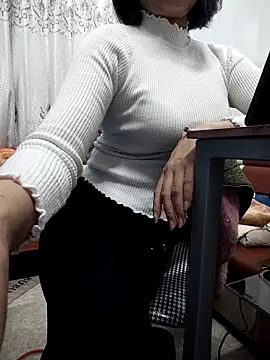 Haralushiaaa online show from November 23, 2025, 3:22 pm