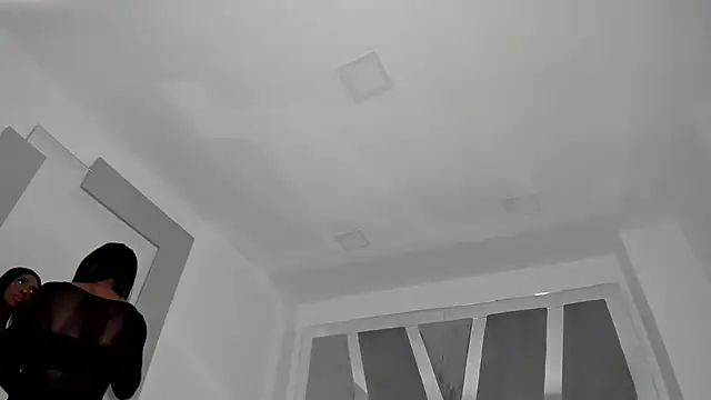 Snapshot of Vero_Lodge chatting on November 29, 2025, 1:44 pm Vero Lodge online show from November 29, 2025, 1:44 pm