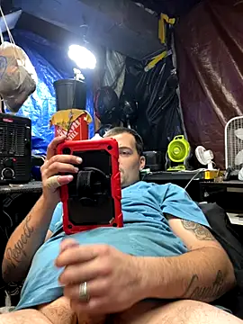 Snapshot of joeycbigcock chatting on November 16, 2025, 9:30 pm joeycbigcock online show from November 16, 2025, 9:30 pm