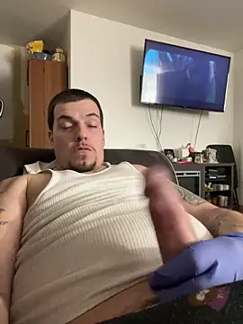 Snapshot of joeycbigcock chatting on February 24, 2025, 5:33 am joeycbigcock online show from February 24, 2025, 5:33 am