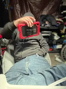 joeycbigcock online show from March 25, 2026, 4:34 am