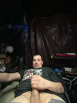 joeycbigcock online show from March 12, 2026, 9:41 pm