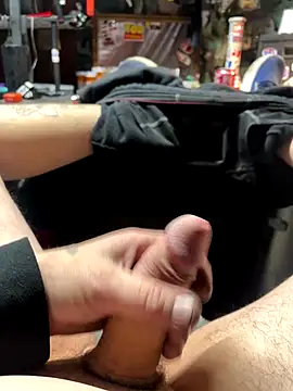 Snapshot of joeycbigcock chatting on November 29, 2025, 1:28 am joeycbigcock online show from November 29, 2025, 1:28 am