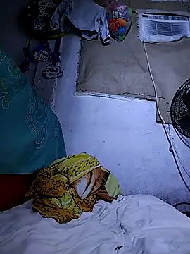 The-quee22 online show from October 11, 2025, 11:33 am