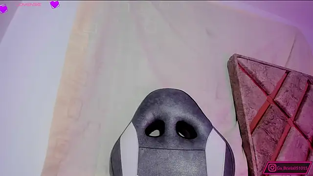 ga briela1 online show from March 6, 2025, 6:08 am