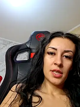 Snapshot of loryyy_sexyyy chatting on November 4, 2025, 1:59 pm loryyy sexyyy online show from November 4, 2025, 1:59 pm