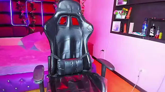 Amy hoy69 online show from October 19, 2025, 12:52 pm