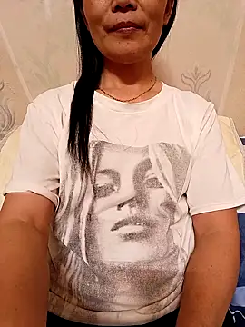 Asian girl13 online show from January 14, 2026, 1:26 pm