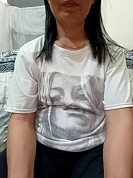 Asian girl13 online show from April 7, 2026, 1:24 pm