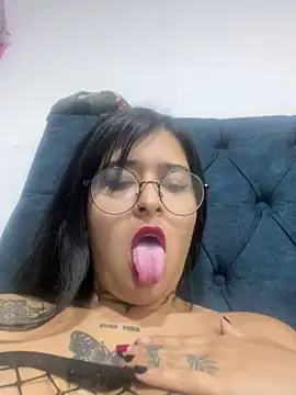 Snapshot of ZTahya chatting on November 9, 2025, 2:15 am ZTahya online show from November 9, 2025, 2:15 am