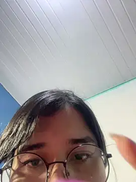 Snapshot of ZTahya chatting on February 22, 2025, 4:51 am ZTahya online show from February 22, 2025, 4:51 am