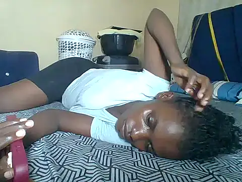 awino001 online show from February 28, 2026, 8:30 pm