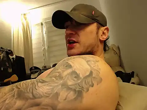 ballardbret online show from December 5, 2025, 1:38 am