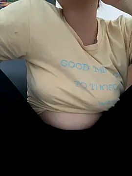 Milk Mom99 online show from October 7, 2025, 1:50 am