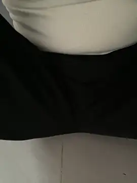 Milk Mom99 online show from April 23, 2026, 12:17 am