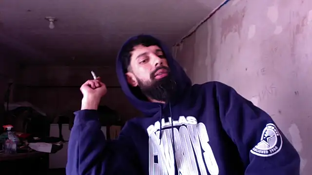 Snapshot of LoretoMx chatting on December 15, 2025, 6:58 pm LoretoMx online show from December 15, 2025, 6:58 pm