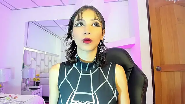 Snapshot of Naomi-Haruno chatting on February 11, 2025, 4:55 am Naomi-Haruno online show from February 11, 2025, 4:55 am