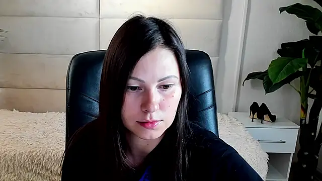 Snapshot of Dana__dom chatting on October 19, 2025, 2:14 am Dana  dom online show from October 19, 2025, 2:14 am