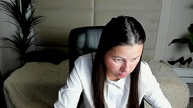 Snapshot of Dana__dom chatting on October 6, 2025, 2:13 am Dana  dom online show from October 6, 2025, 2:13 am