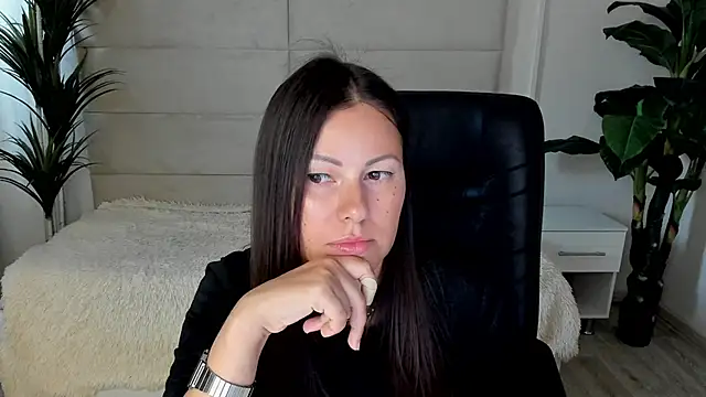 Snapshot of Dana__dom chatting on September 19, 2025, 1:20 am Dana  dom online show from September 19, 2025, 1:20 am