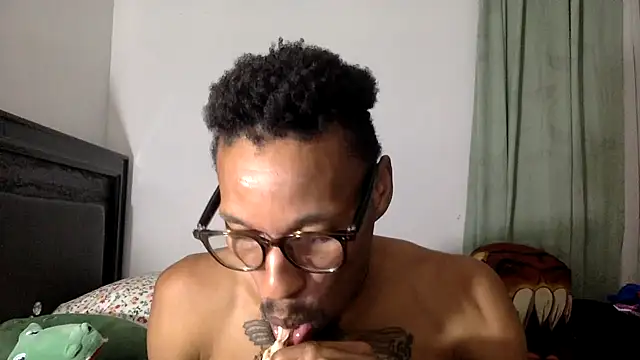 Snapshot of KingDerRico chatting on September 15, 2025, 1:06 am KingDerRico online show from September 15, 2025, 1:06 am