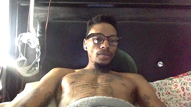 Snapshot of KingDerRico chatting on September 12, 2025, 10:31 pm KingDerRico online show from September 12, 2025, 10:31 pm